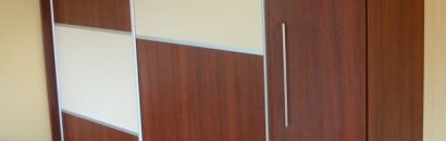 Vestavěné skříně