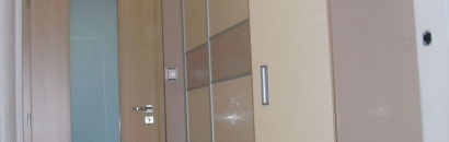 Vestavěné skříně